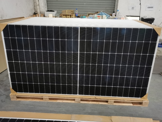 Bảng điều khiển năng lượng mặt trời tế bào silicon đơn tinh thể mô-đun PV 540W 550W