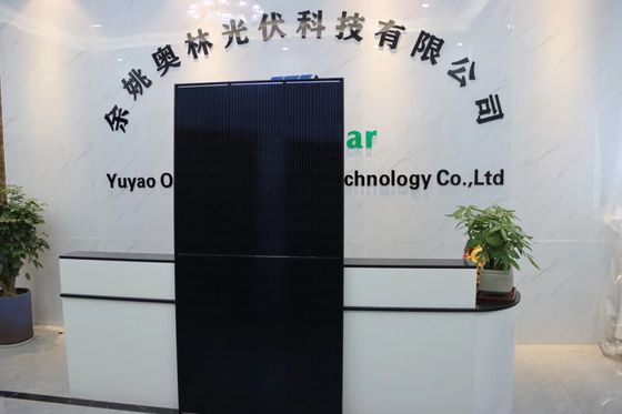 Bảng điều khiển năng lượng mặt trời đơn sắc nửa tế bào đen 182mm 445W 450W 455W 460W